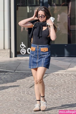 Ana De Armas [ ana-de-armas-1 ] - Like this post if you are into the giantess kink. 👀