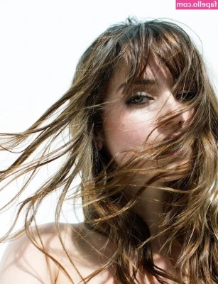 Ana De Armas [ ana-de-armas-1 ] - Someone come yank me out of bed 😫 or give me a reason to stay in