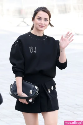 Ana De Armas [ ana-de-armas-1 ] - NEVERMIND ONLYFANS IS LETTING THE FUN STUFF SAY  WOOOOO STAY HERE FOR
