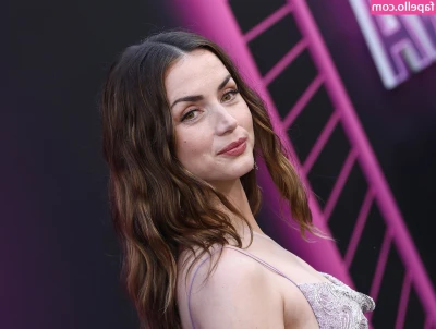 Ana De Armas [ ana-de-armas-1 ] - Vacation part 1