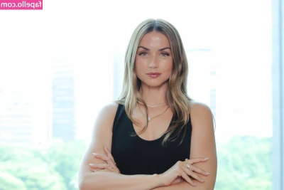 Ana De Armas [ ana-de-armas-1 ] - SUNDAY OFFERS  Take 12 images of me very very hot  each one hotter 