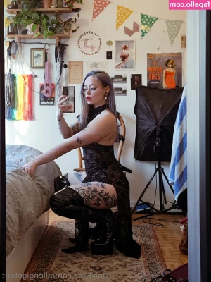 aliengigotant - Pra quem curte  throatfuck  facefuck o boqueteiro engasgando na vara