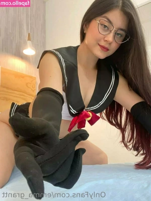 grant.emma [ grant-emma ] - Hit Like if you want to get behind this ass. 😋😋