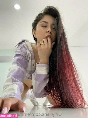 grant.emma [ grant-emma ] - Te regalo mi culito con leche   me das tu leche    LIKE   I give you