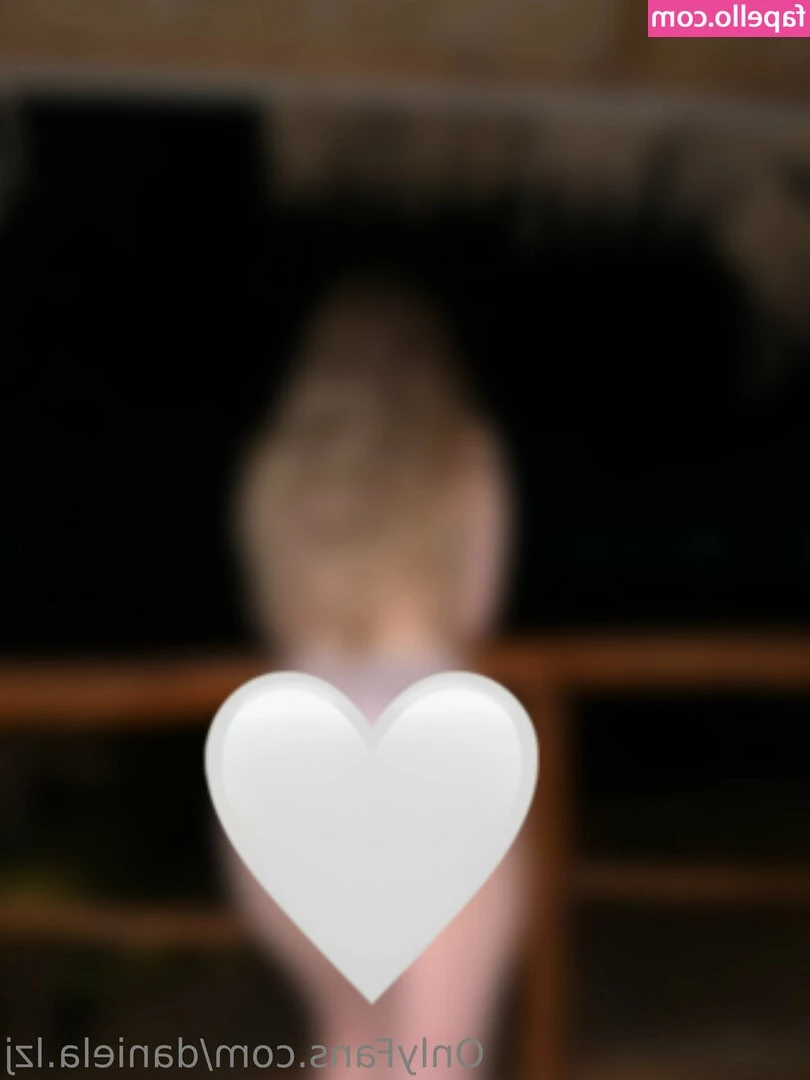 Daniela.lzj [ daniela-lzj ] - DL Papi s ass so pretty when it jiggles