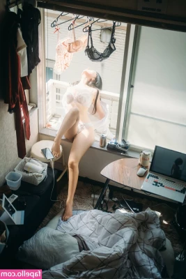 Chunmomo - Wet Wednesday