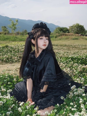 Chunmomo - 𝙁 𝙍 𝙀 𝙀 nbsp    ONLINE NOW    hotblonde1_xxx   