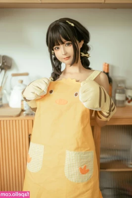 Chunmomo - Who would Fuck me in this position 😉