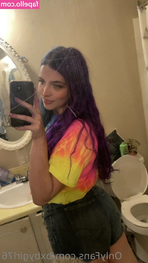 bxbygirl76 - Pull down my panties and play with my nipples