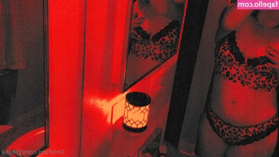 3zbake - MESSAGE ME if you are HORNY 😈
