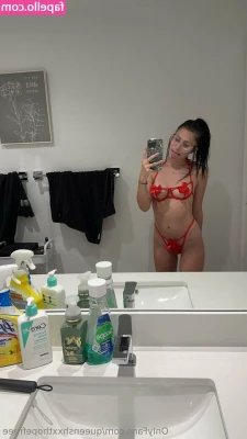 queenshxxthopefreee - Unboxing of some new latex by libidex and some latex repair equipment