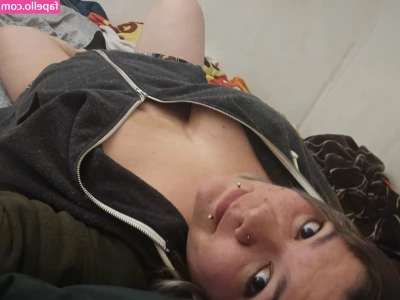 wickedwitchofwinter - Sunny ☀️ 5 pics