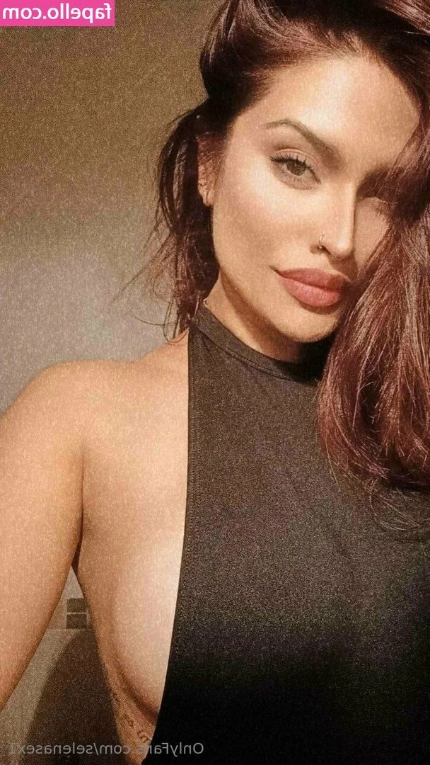 selenasex1 - If you haven t checked your DMs yet  amp  drooled over my girlfriend