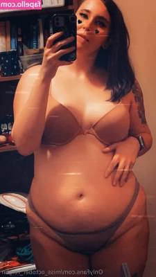 miss_october_reighn [ miss-october-reighn ] - Anyone want to see the video I made