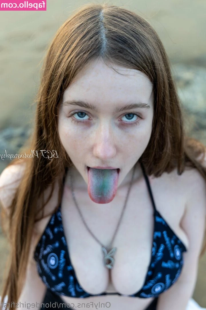 blondegirlsfirst - Fill me up ... and fill me FULL!!!