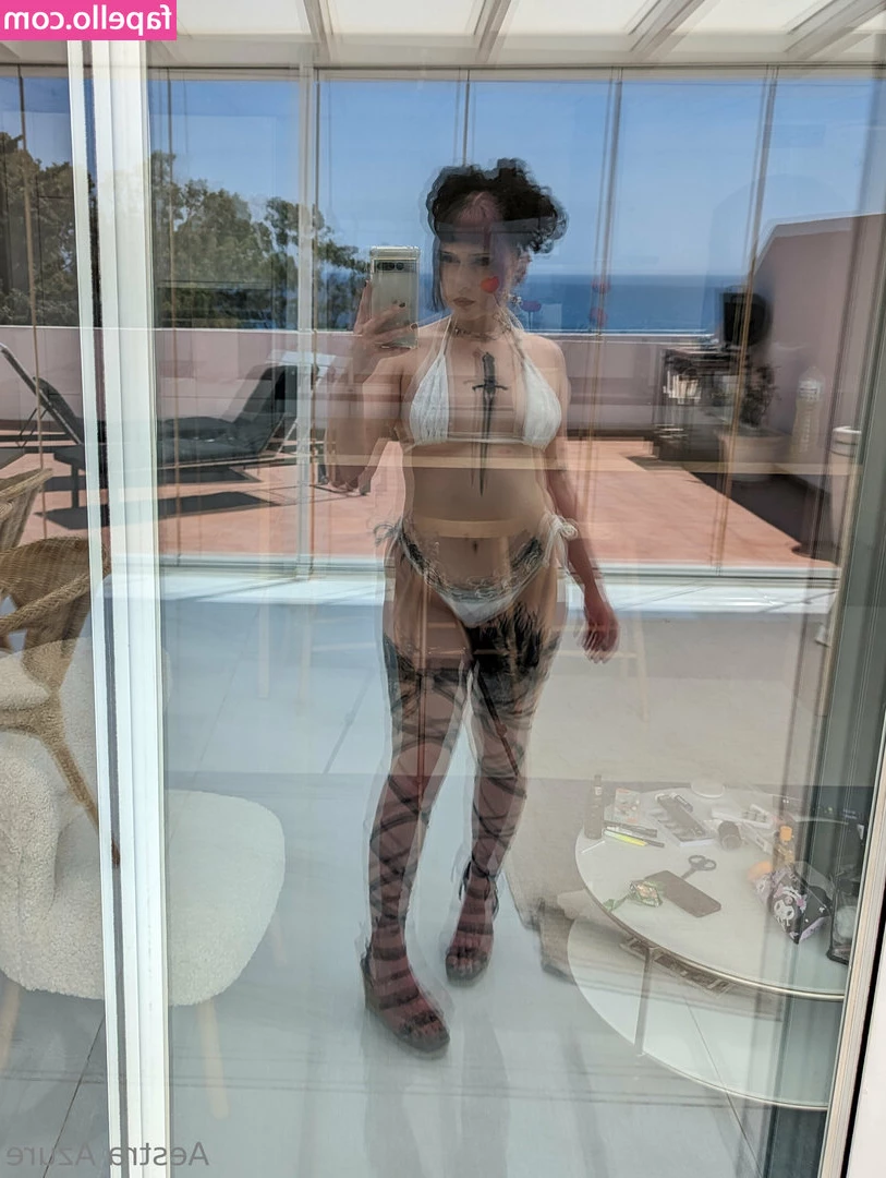 aestraazure - Will you cum lay on the couch with me