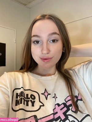 helencore - Get under there and suck on it