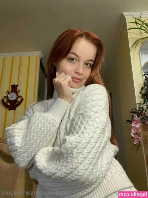 arnikagold - Masturbating and feet joi