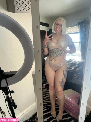 caitlinzielinski - You like this girl