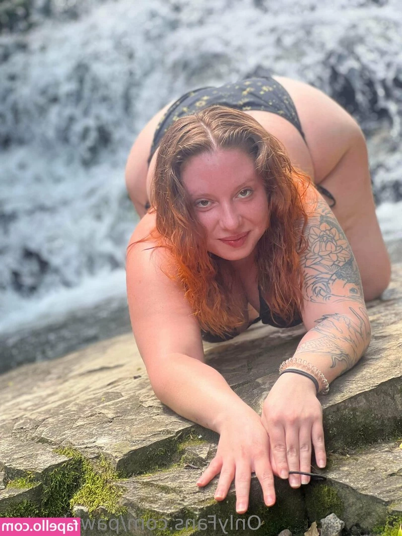 pawgbootyy - I love fucking my dildo so hard my ass bounces  Just wishing I had
