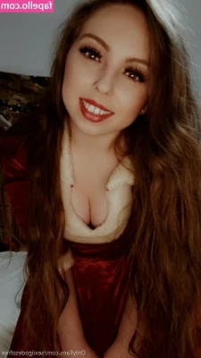 sexiigodessfree - tell me something interesting