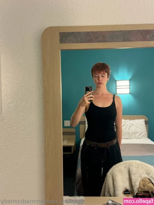 emmadcomedy - Rewatching this made my pussy so wet 🤤