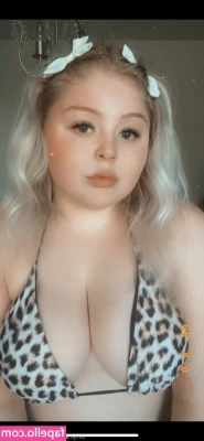 sunshinefree - Dripping wet titties 💦😅