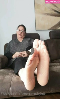 foot-mistress-miss-b - Daily dong