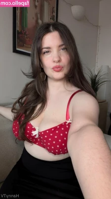 hannysworld - babylittlegirll    𝑪𝒂𝒏 𝒚𝒐𝒖
