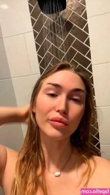 Ashton Birdie [ ashton-birdie-1 ] - Can I massage my tits for you and watch me