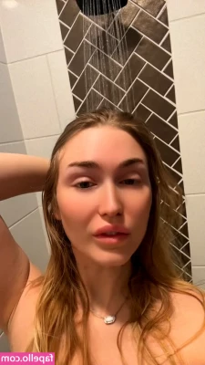 Ashton Birdie [ ashton-birdie-1 ] - Would you fuck me