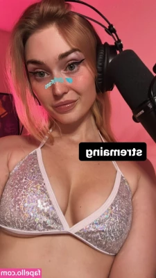 Ashton Birdie [ ashton-birdie-1 ] - JADE JEWELS GIFTS ME TO MANDY BRIGHT FOR A MILF BIRTHDAY THREESOME