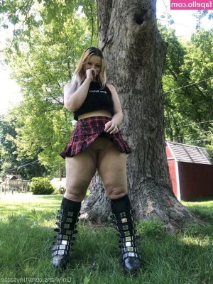 tinysatan - Happy Butthole Monday! And a dripping creampie! Who is cleaning this