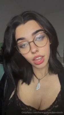 honeyglazedbandaids - Ooft should I get it out