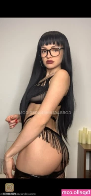 cobracummander - Naughty school girl