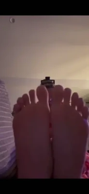 Hailey Welch [ hailey-welch ] - Do you wish to be behind me? 😜