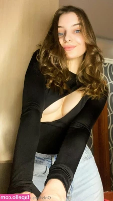 rosyxoxox - Good morning.   I kept your shirt.