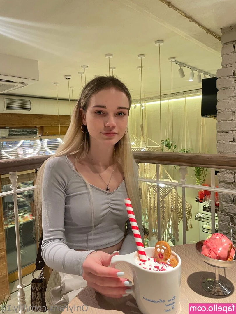 lily.18 [ lily-18 ] - How do you know if you re with the right person  It s very simple 