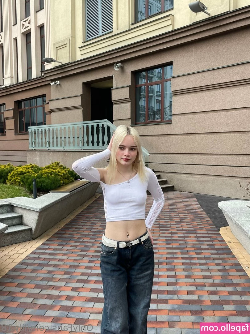 lily.18 [ lily-18 ] - I wanna ride your energy.