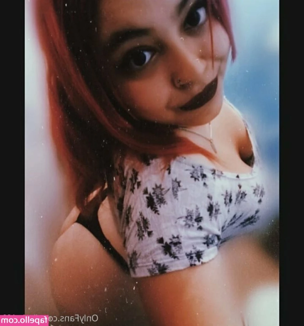 chachekush420 - I was very horny and I masturbated until I got all my milk