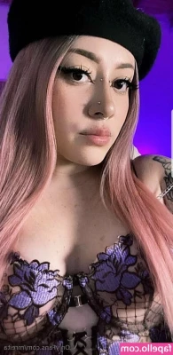 mreita - What would you do if you had a me all to yourself in a hotel room?😈