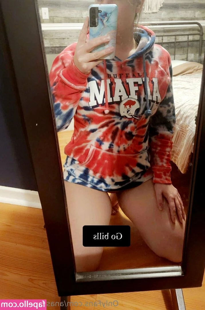 anastasiamarie6 - You really want to see my ass   I have nothing underneath u want to
