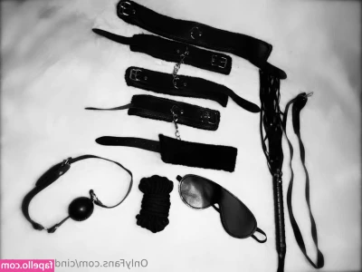 xxxbubbles.99 [ xxxbubbles-99 ] - Last nudes I took as a 18 year old  Happy Birthday to me     Birthday
