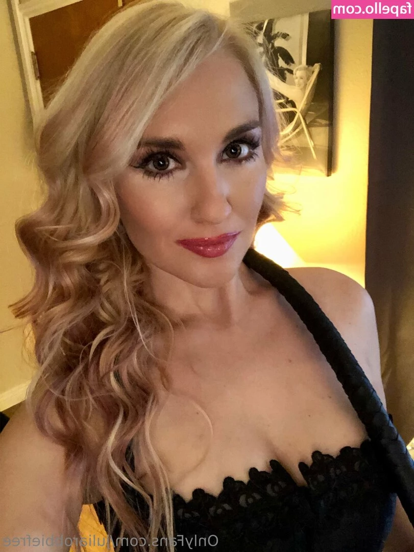 juliarobbiefree - ✨Hi!