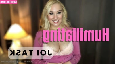 juliarobbiefree - Wanna smash?