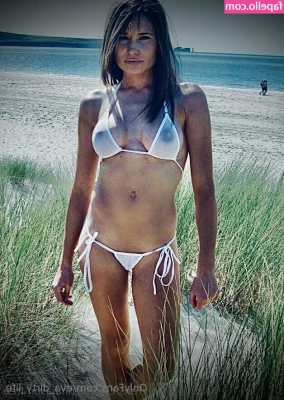 eva_dirty_life [ eva-dirty-life ] - Do I look pretty to you    be sincere