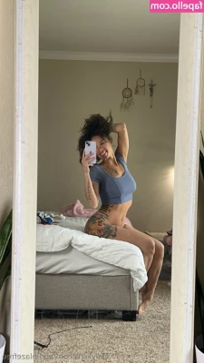 aprilblazefree - New collab of me taking the BIGGEST dick yet coming soon  can you