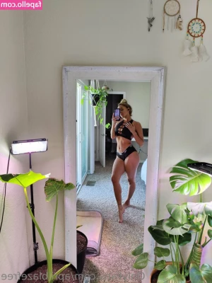 aprilblazefree - All groomed kitty
