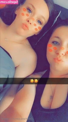 nicolee09 - after work out tanning time