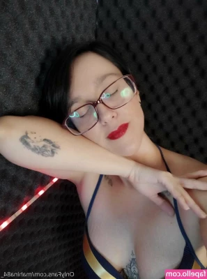 mahina84_ [ mahina84 ] - a kinda fail toy review. theyre sending me lube and im redoing it